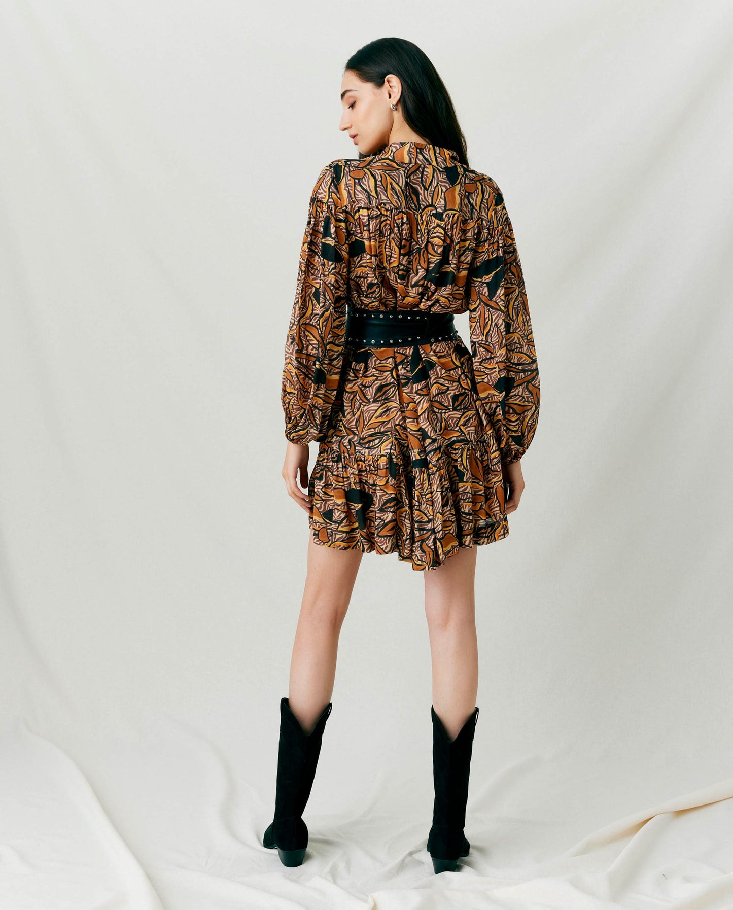 LINA | Vestido corto manga larga